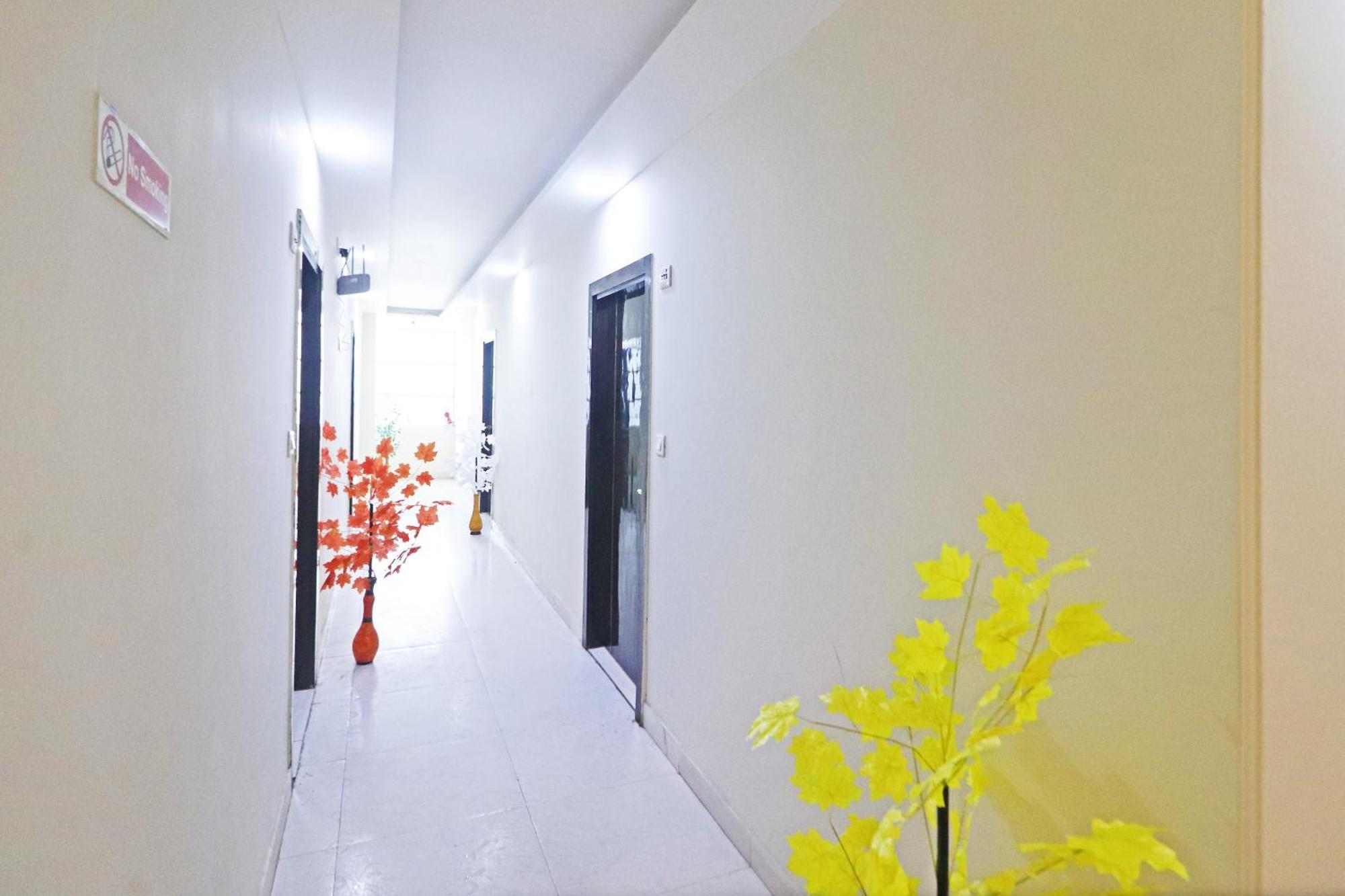 Hotel Qubic Near Igi Delhi Airport New Delhi Bagian luar foto